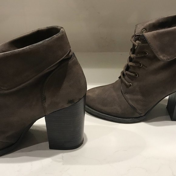 Forever 21 Gray Ankle Boots, Size 8.5 - Picture 2 of 4